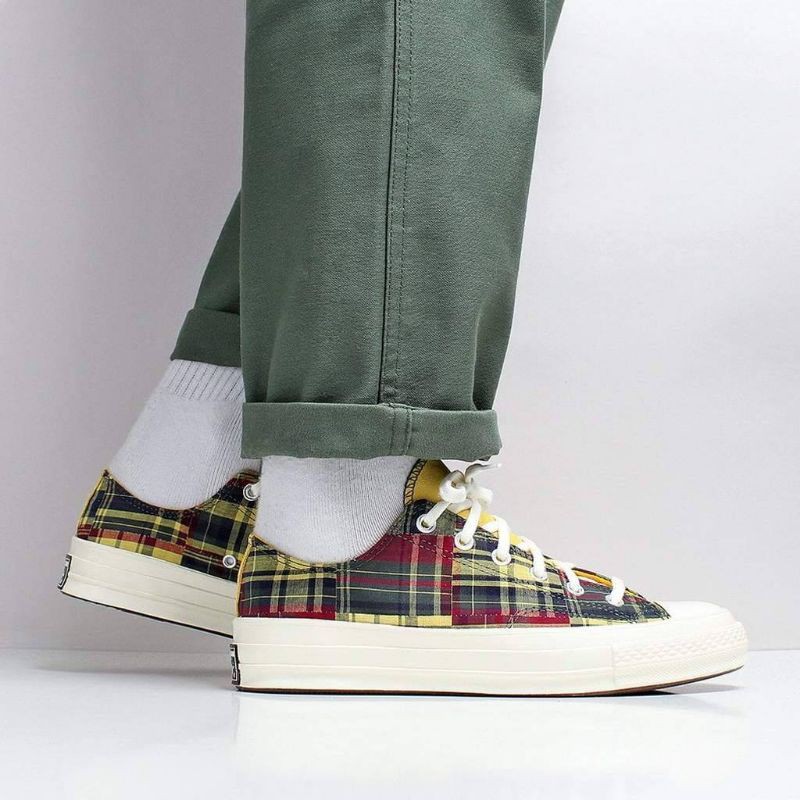 Converse CTAS 70 OX Twiested Prep "Amarillo/Faded Spruce Original 100%.