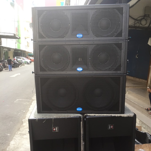 box line array 12