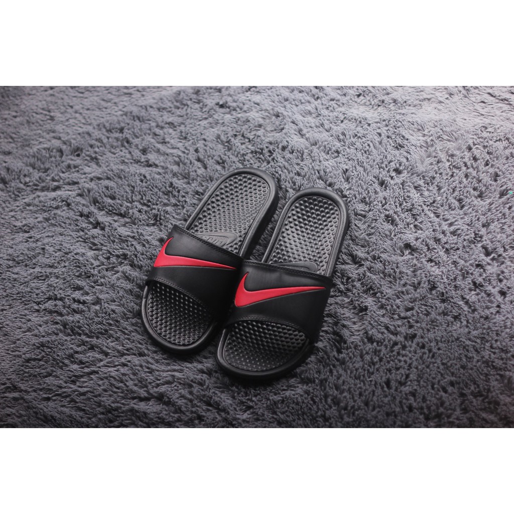 nike benassi black red