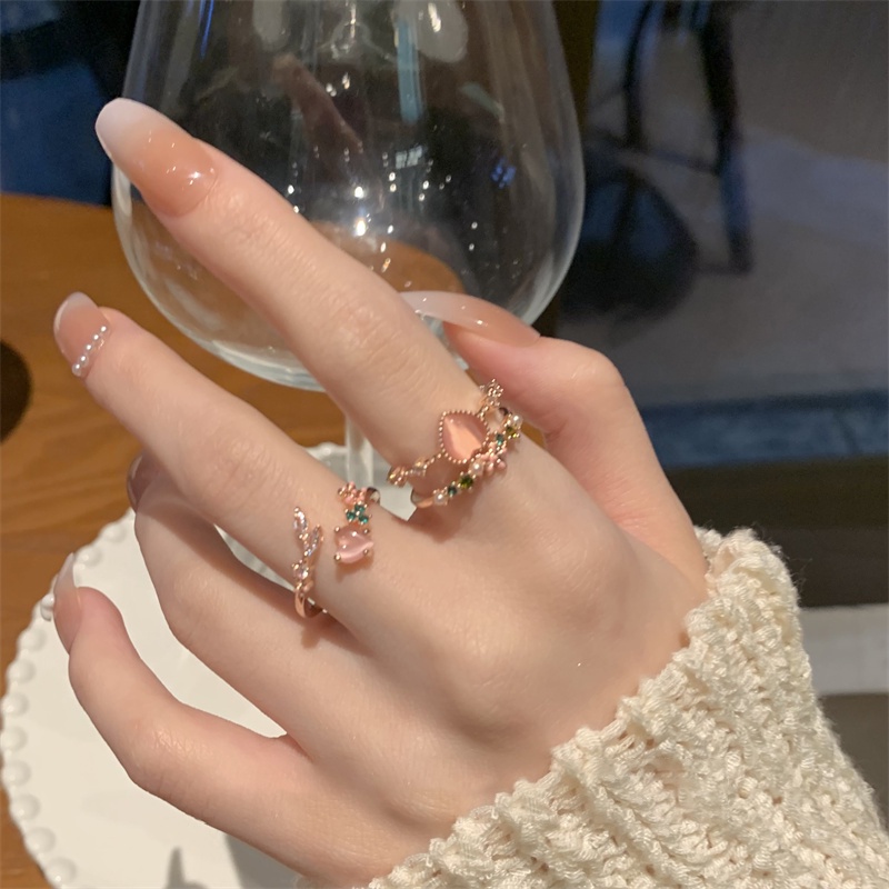 Set Perhiasan Cincin Adjustable Desain Bunga Hati Kristal Mutiara Warna Pink Untuk Wanita
