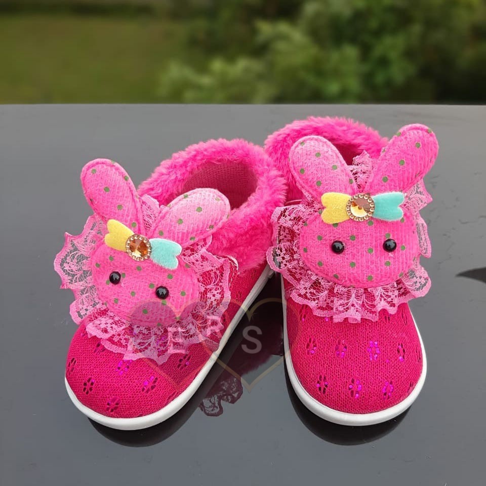 TOKOERS SNP06 Sepatu Pesta Anak Perempuan Bunyi Cit Cit Umur 1 - 6 tahun / Sepatu Boot Boneka Kelinci