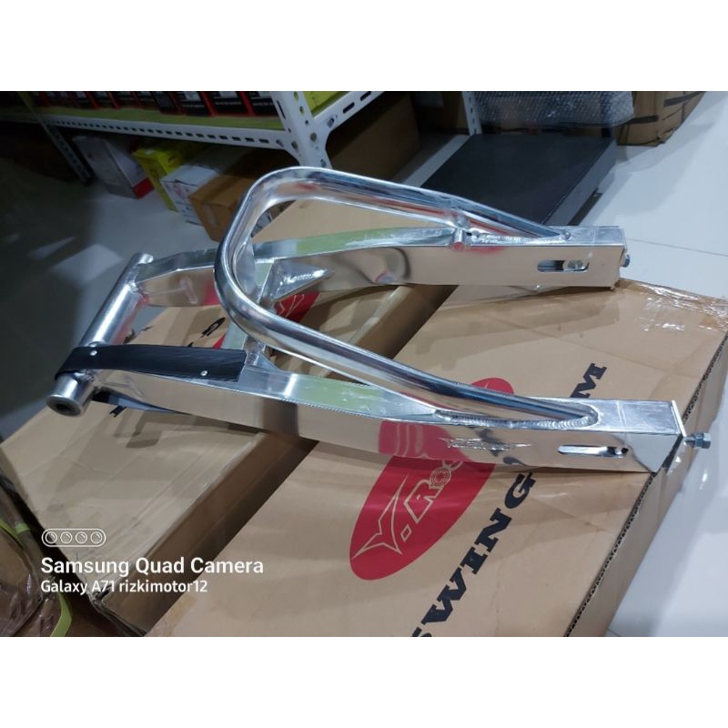 SWING ARM SUPIT AREM LENGANAYUN V ROSSI CB150R