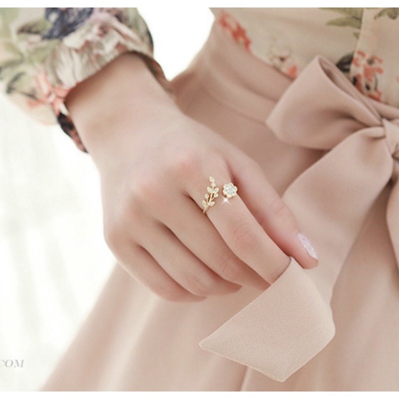 Cincin Wanita Bentuk Bunga Cantik