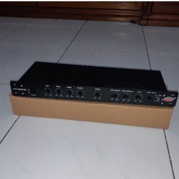 Box Parametrik Tone Control Subwoofer