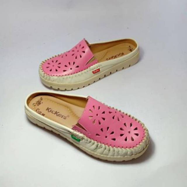 Sandal slop kulit cewek warna putih pink