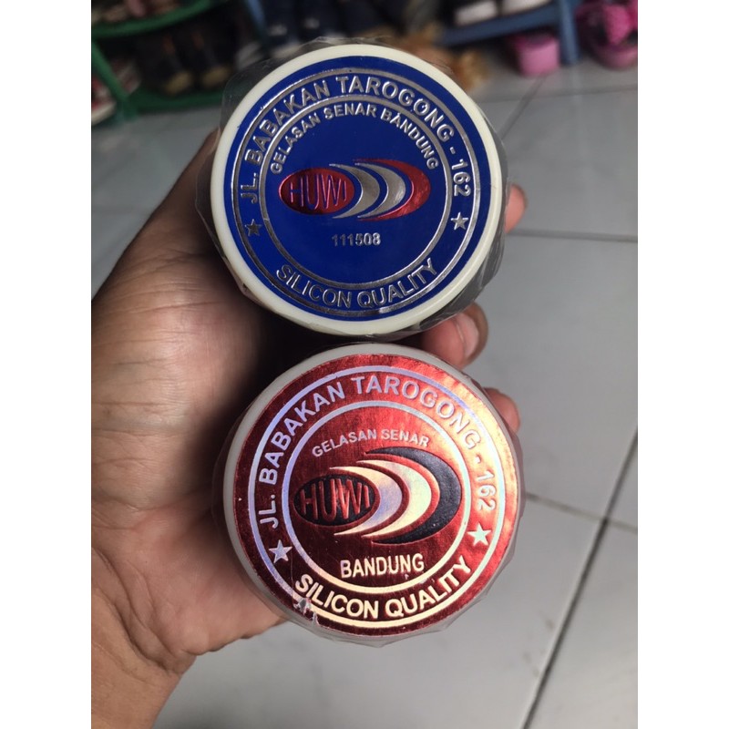 Gelasan huwi turnamen sticker Biru/merah label terbalik full treatment original