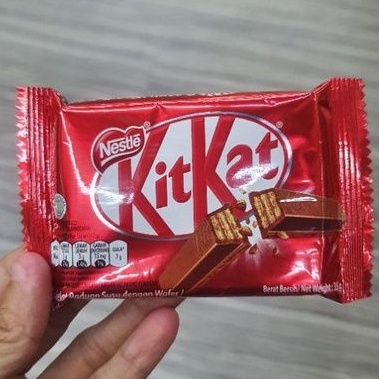 

Kitkat Nestle biskuit coklat kit kat ( isi 4F / pack ) 35gr