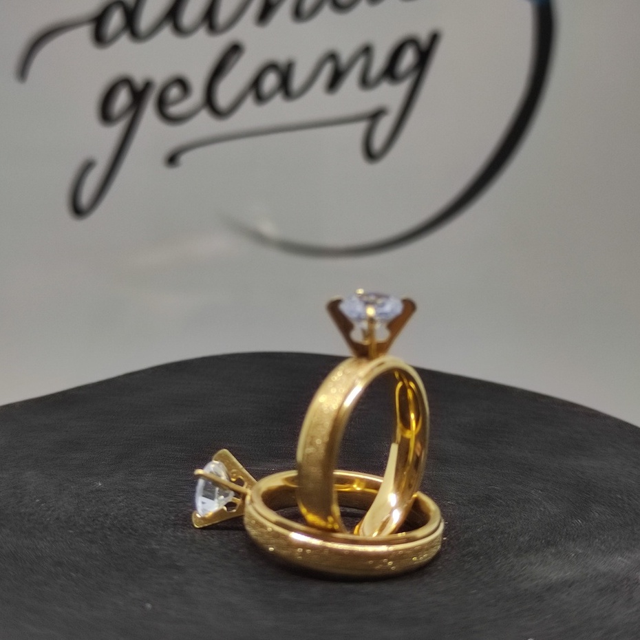 Cincin Titanium Gold Pasir / Cincin Pria Wanita Anak Couple Tunangan Nikah / DIAMGOLD-PASIR