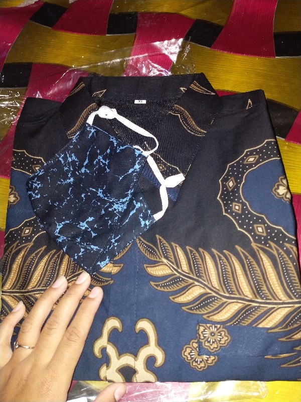 Aswomulyo Kuning Kunyit Kemeja Batik Pria Lengan Panjang Full Furing Katun Halus Batu Raden