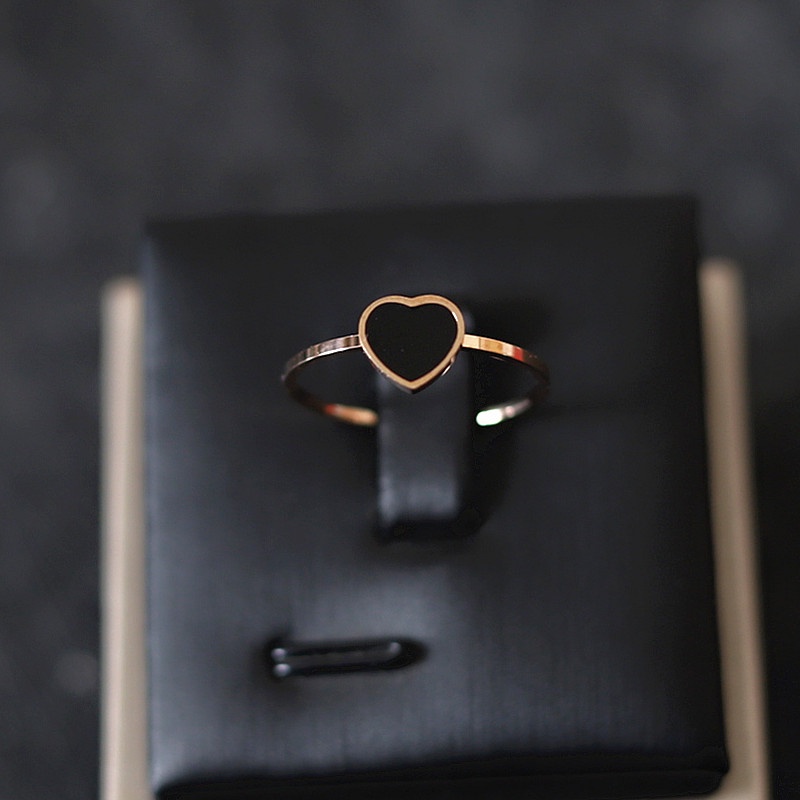 Cincin Titanium Lapis Rose Gold 18K Bentuk Kotak / Hati / Bintang Untuk Wanita