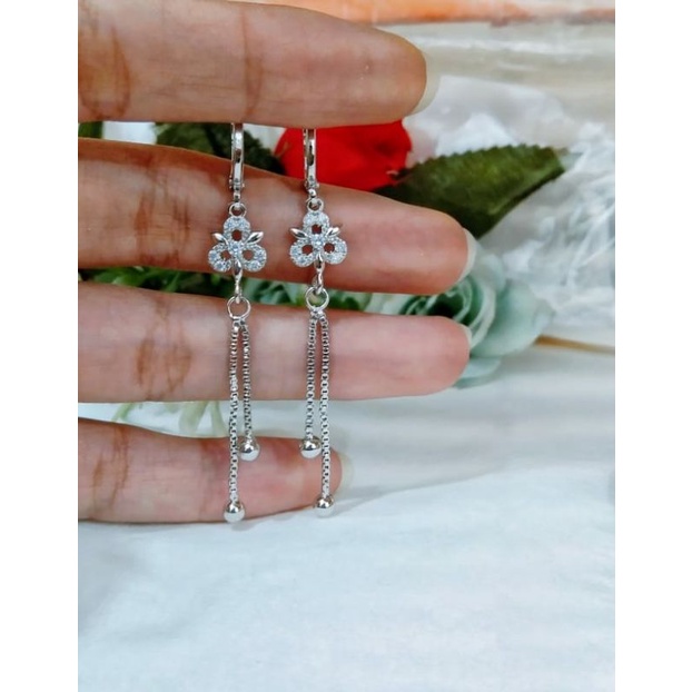 anting wanita dewasa cantik warna silver