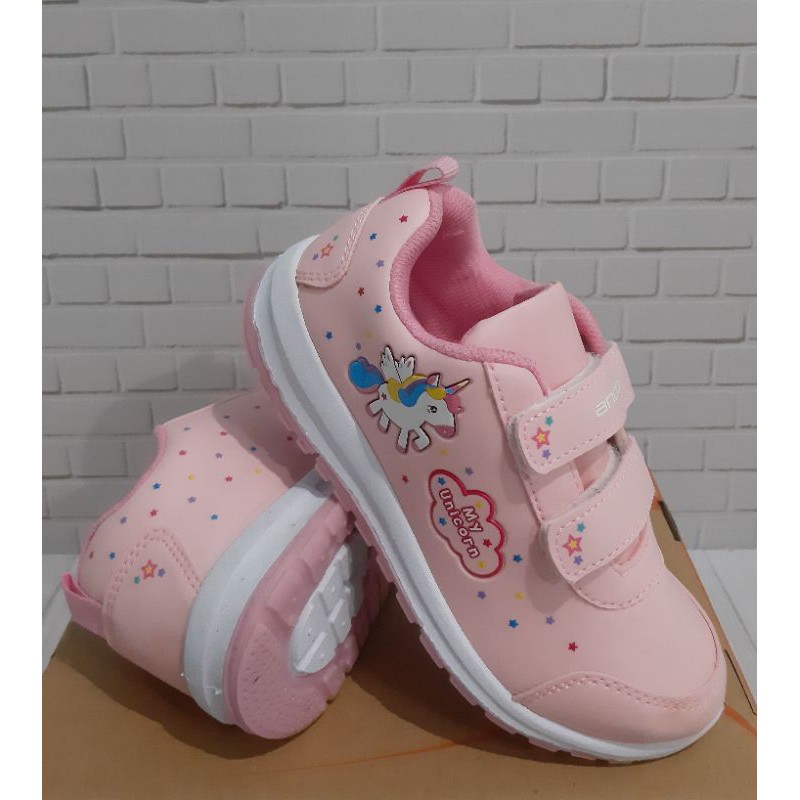 SEPATU ANDO MINICORN