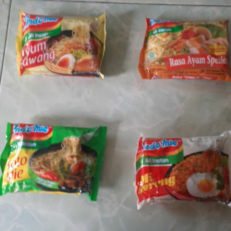 

INDOMIE GORENG,AYAM SPESIAL,AYAM BAWANG,SOTO MIE