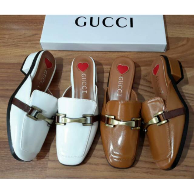 Sepatu slip on Gucci 5228