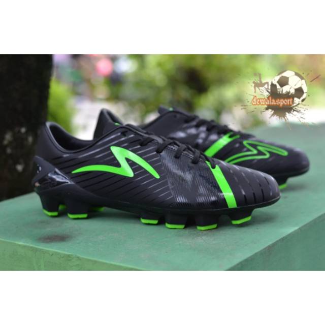 Sepatu sepakbola Specs Accelerator Slaz Pro FG black green