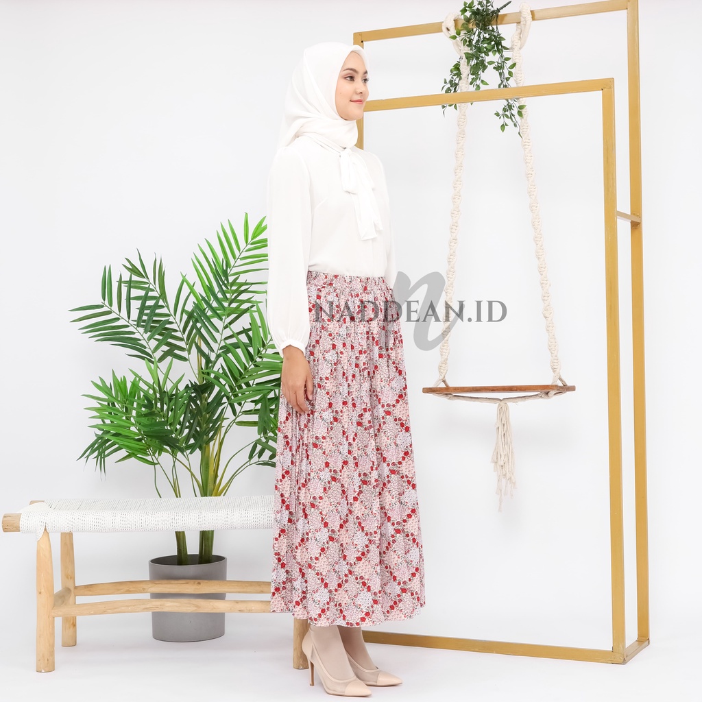 Rok Plisket Prisket Import/ Maxi Skirt Motif Bunga Vintage Pastel