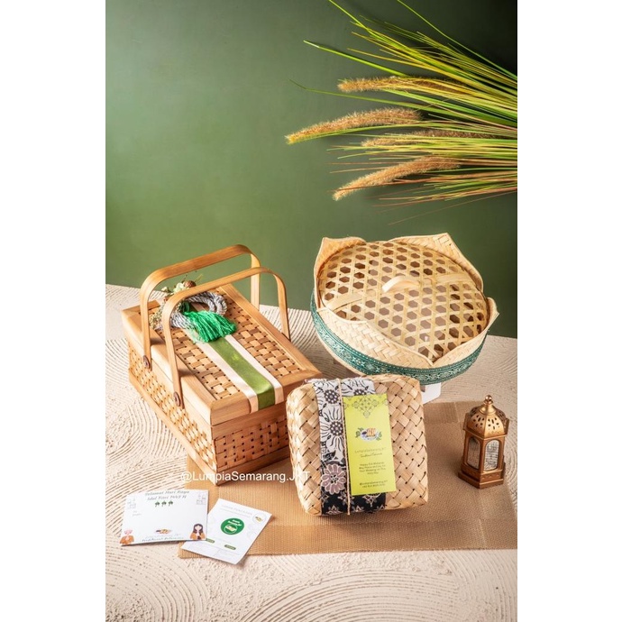 

Hampers Ramadan - Eid Lumpia Semarang Jakarta