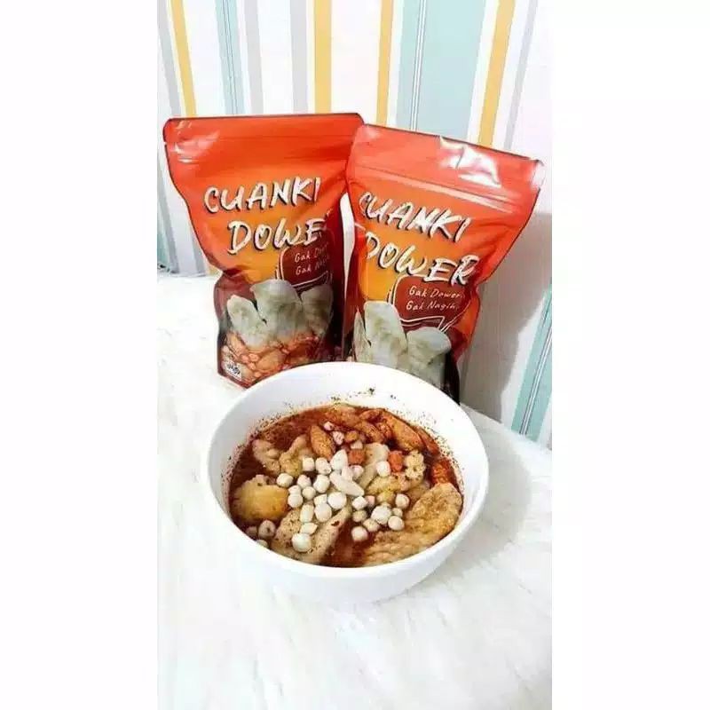 

CUANGKI DOWER MOMO With Basreng / Cuangki Dower momoidea