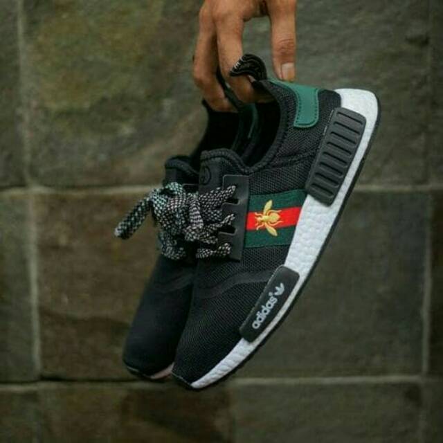Adidas NMD R1 Gucci Bee Black