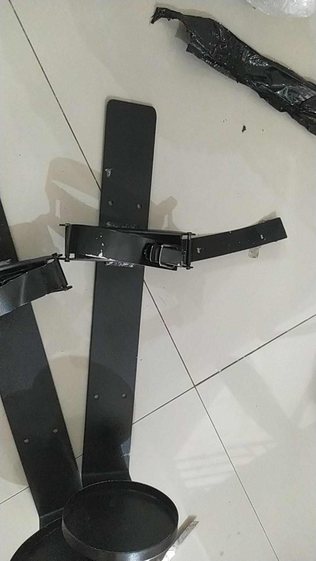 Diskon Breket Apar / Pemadam Api Tabung 3kg - 4 Kg !!!!