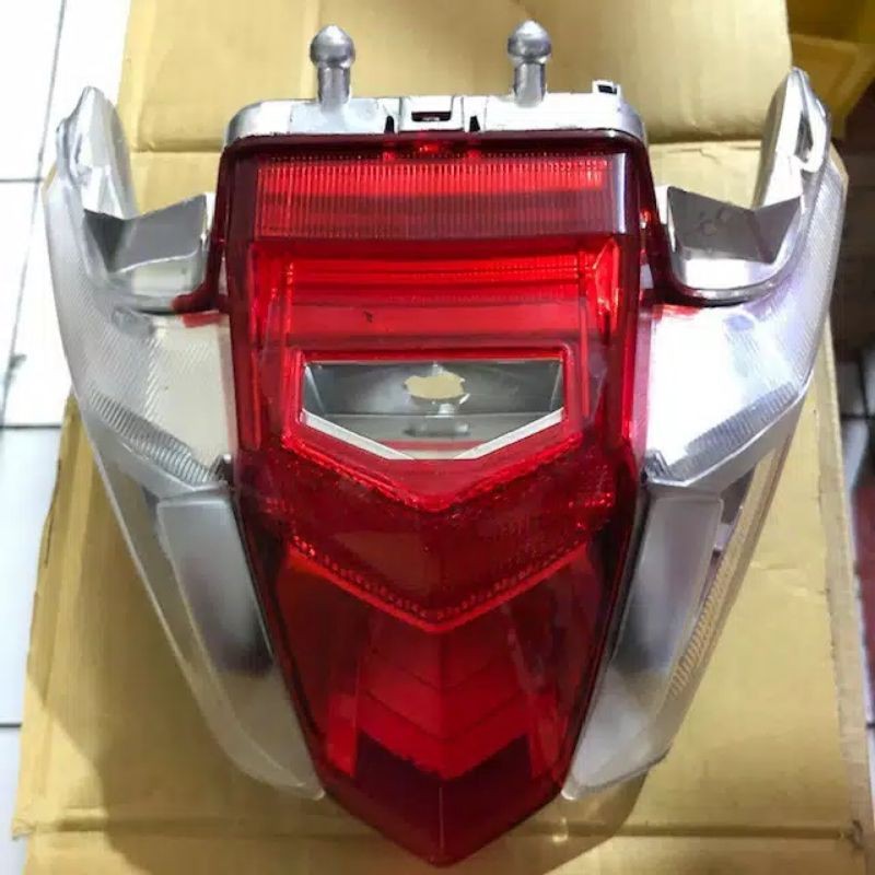 LAMPU STOP REM BELAKANG SUPRA X 125 FI 2014-2019