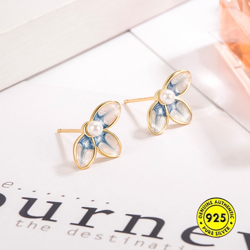 Anting Tusuk Motif Bunga Hias Mutiara Imitasi Warna Biru Muda Untuk Wanita / Musim Panas U928