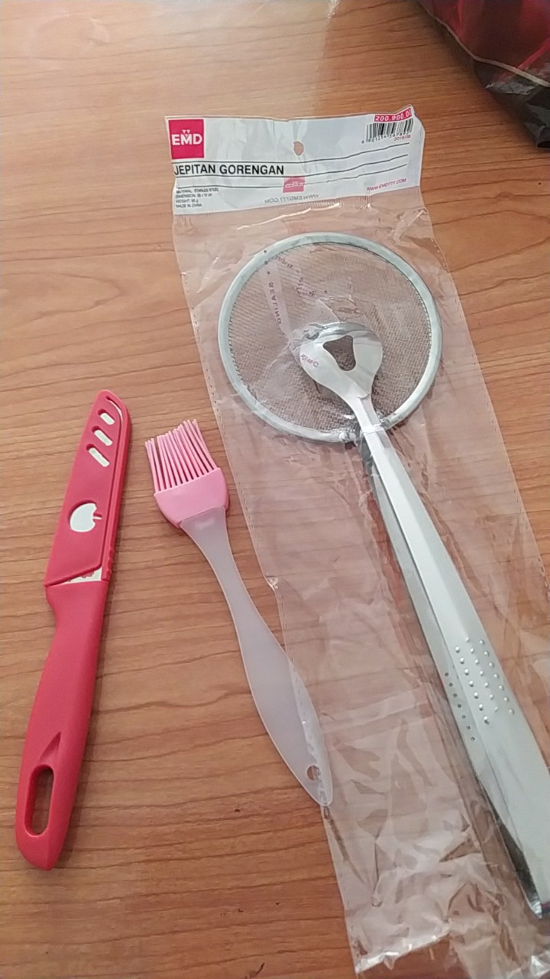 Jepitan Gorengan Dengan Tirisan Stainless Steel