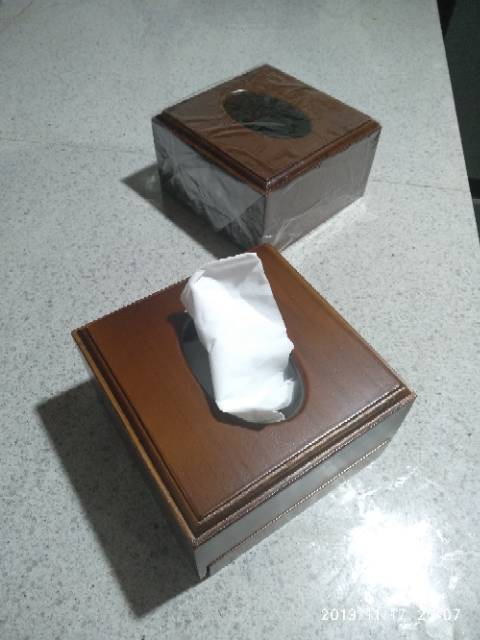 Kotak Tisu Kayu / Walnut Tissue Box 14 x 14 x 8 / Tissue Box Kayu