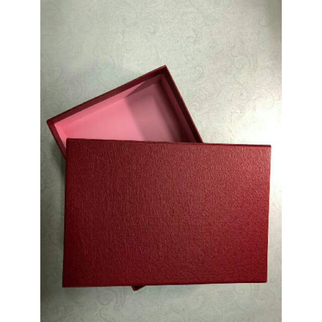 

PROMO MURAH - kotak kado ukuran 23,5cm x 16cm x 6cm