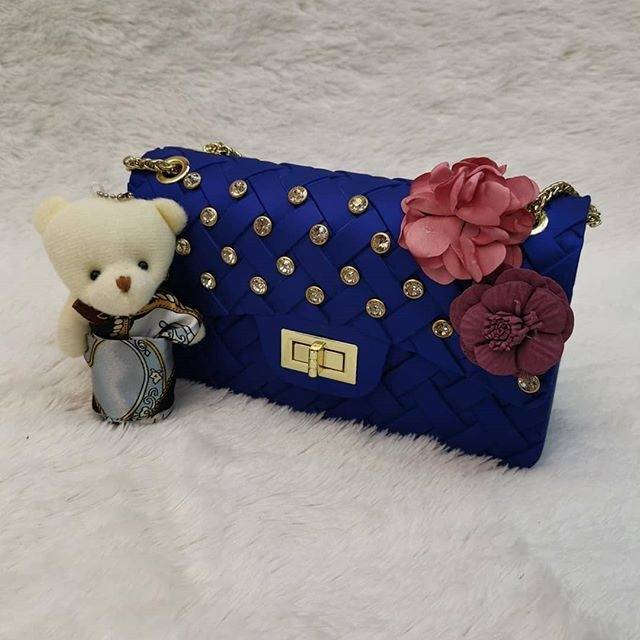 Tas jelly matte anyam Diamond bunga