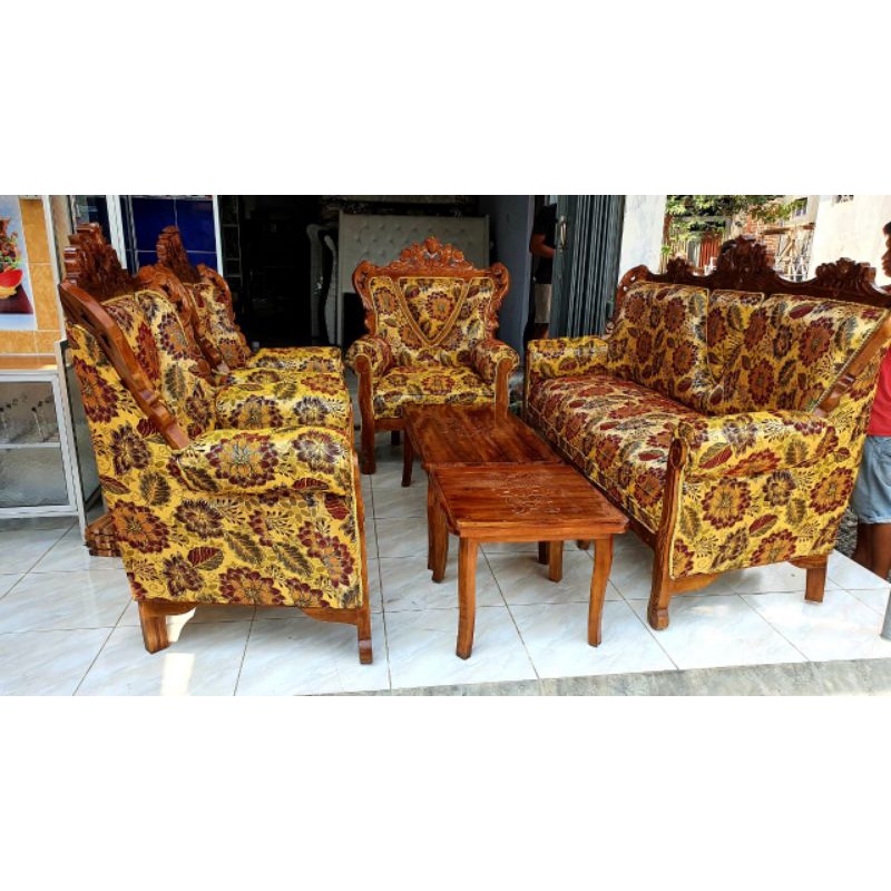 KURSI GAJAH JUMBO 3111+2 MEJA