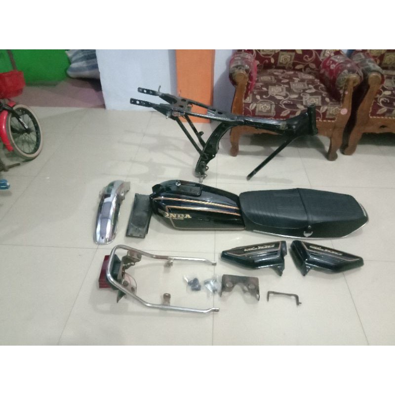 BAJU SET RANGKA GL100