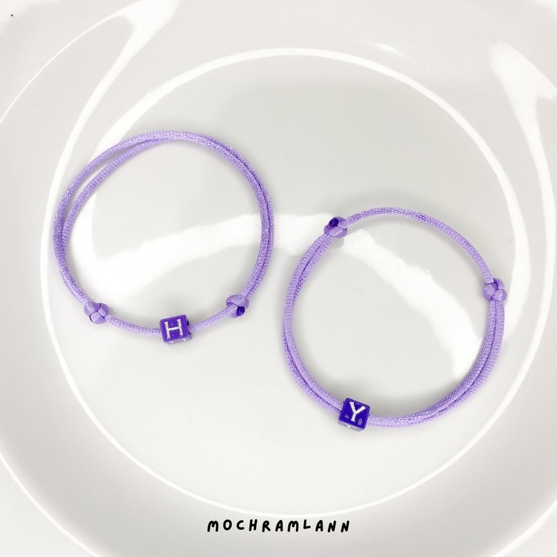 [ A - V ] Gelang Inisial Monochrome Spesial Lilac