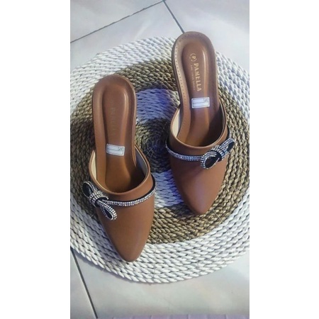 PEMELLA_EXCLUSIVE_SHOES