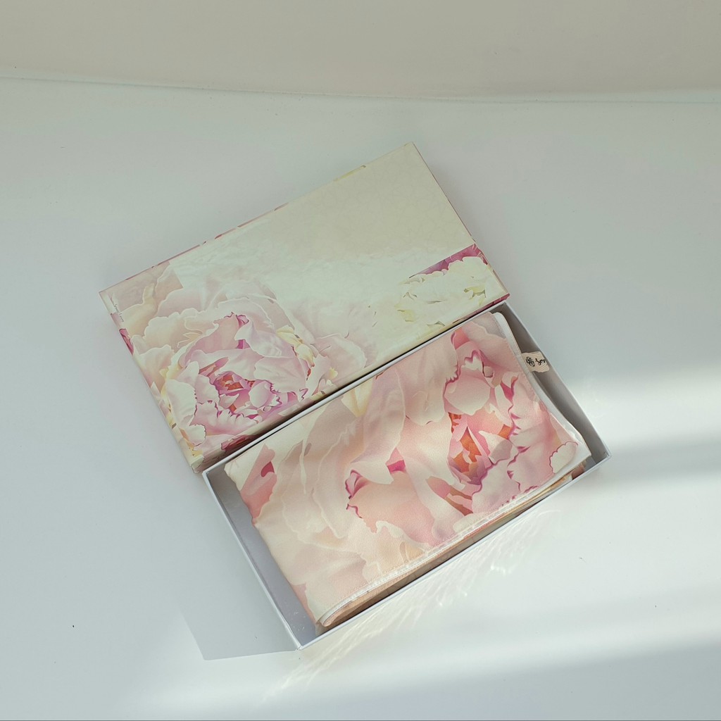 

Seruni Living Sajadah Cantik Seruni Living bahan Canvas