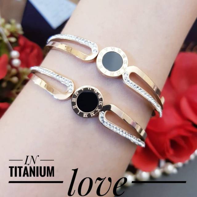 Titanium gelang 1819j