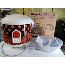 Rice Cooker / Magic Com Miyako 1.8Liter MCM-528 BTK JLH 3in1 GARANSI