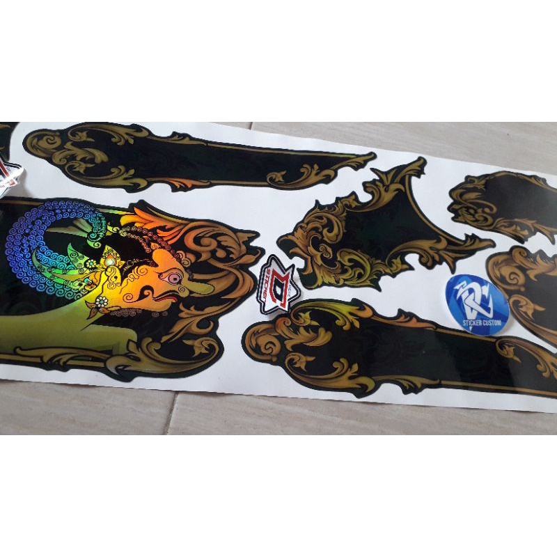 striping hologram gl 100  batik