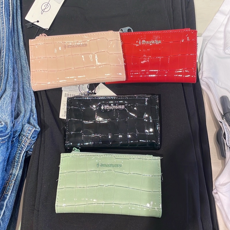 stradivarius dompet motif kecil