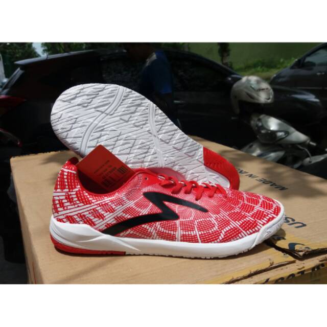 Sepatu futsal specs fury LE