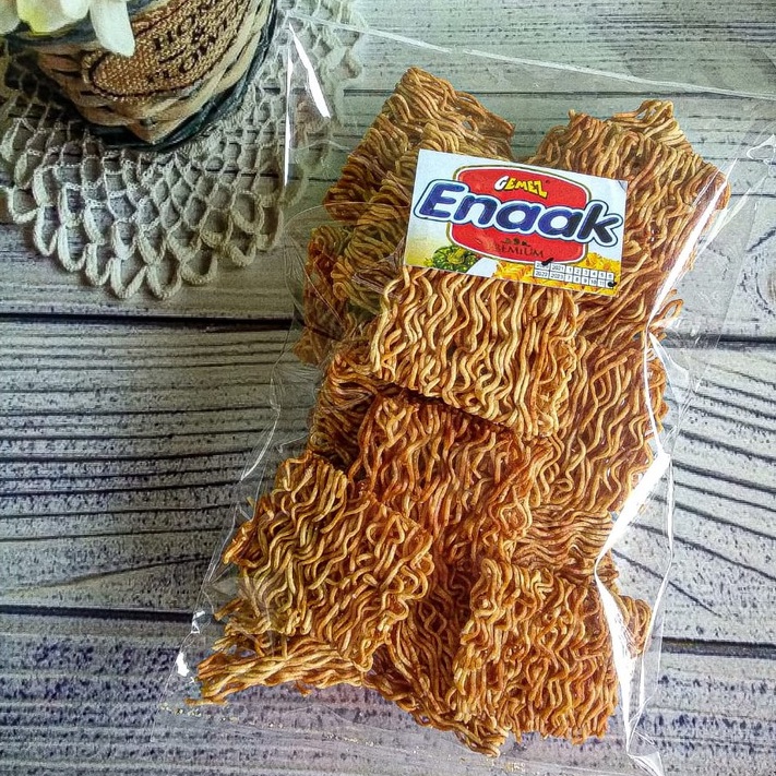 

Snack Mie Kering Jadul Mie Enaak Mie Gemez Kemasan Kiloan 165gram Qoobox Bisa Grosir Makanan Ringan Gurih