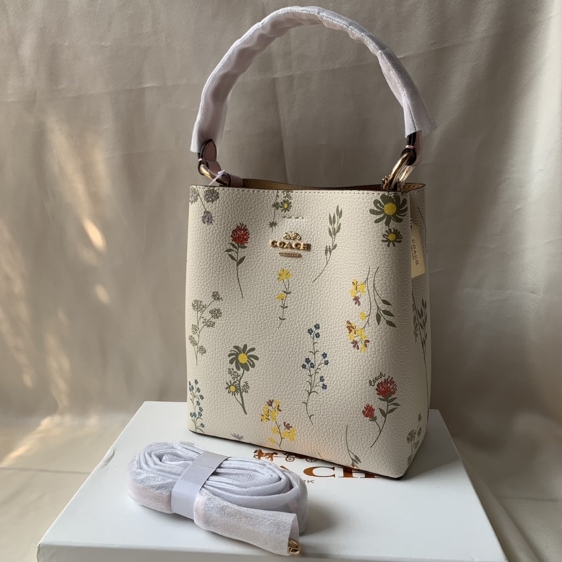 Coach Small Town Bucket Bag With Spaced Wildflower Print (C3598)