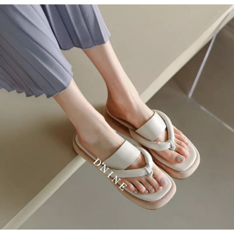 Sandal Wanita Sandal flatporm wedges DN 07