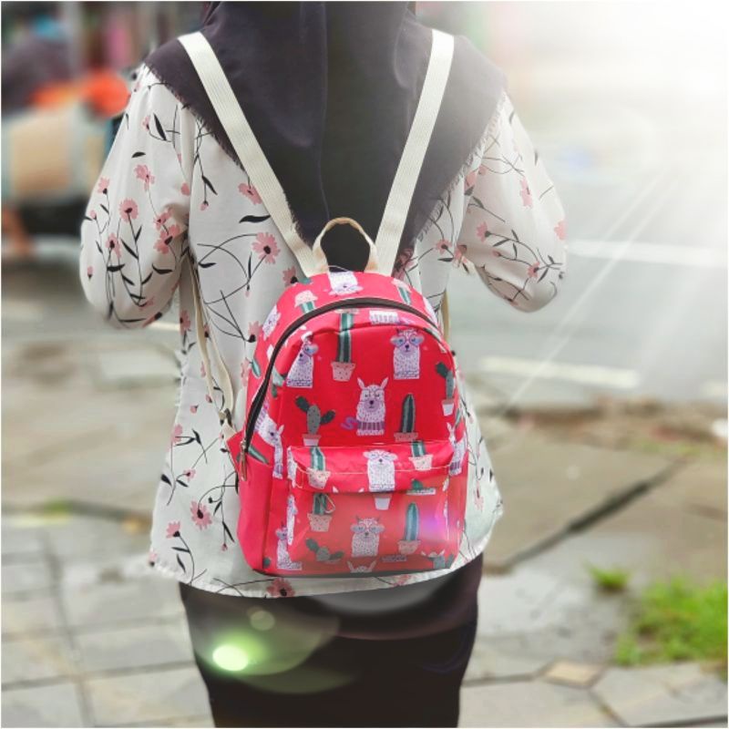 Tas ransel kecil Bisa Untuk TK SD SMP motif Ransel Wanita Nilon Fashion Tas Sekolah Siswa untuk Remaja Perempuan Ransel Wanita Warna Polos Kualitas Tas Buku Travel Santai