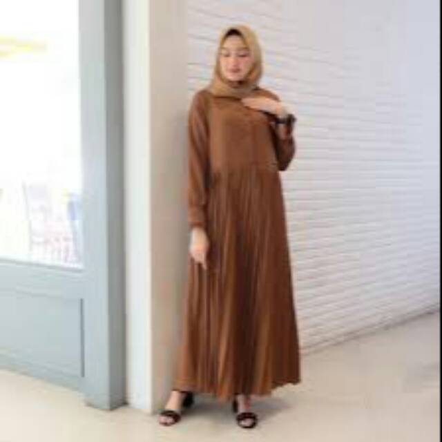 Bisa langsung di pesen>> Gamis plisket lengan panjang/Gamis plisket lengan panjang Maxmara