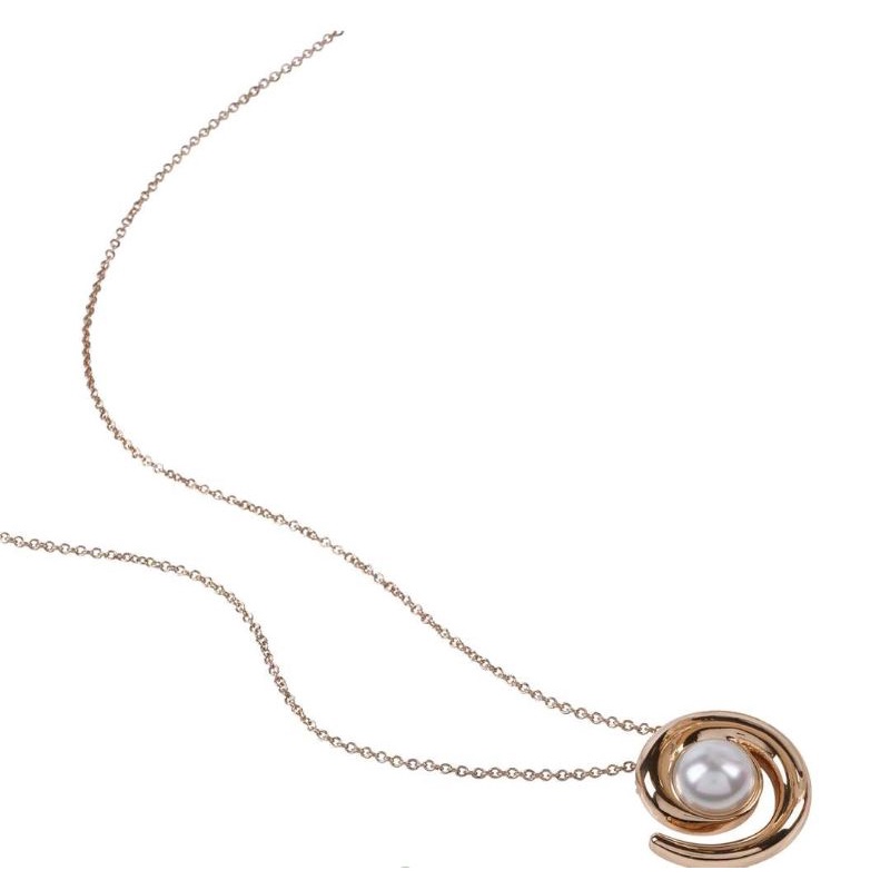 Pearl Necklace and Brooch