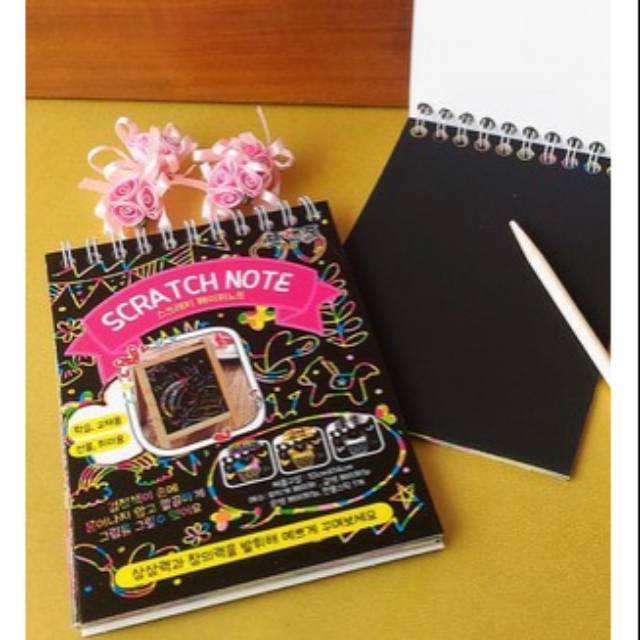 

Mini Scratch Book / Memo Mini Rainbow Hitam dengan Wooden Stick
