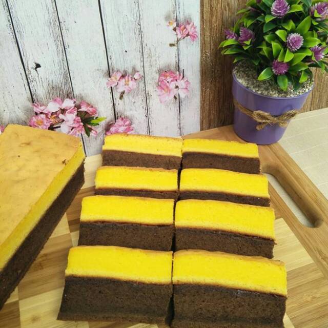 

Spiku (Spikoe ) 2 lapis (kuning original dan coklat)