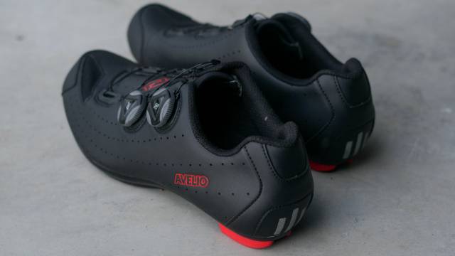 SEPATU AVELIO ROADBIKE sepatu sepeda road bike shoes bicycle sepatu gowes