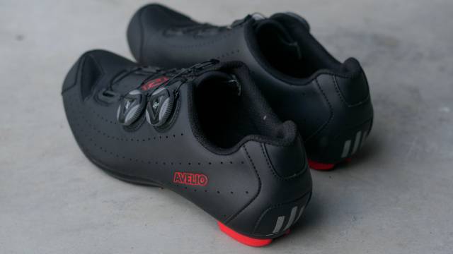 SEPATU AVELIO ROADBIKE sepatu sepeda road bike shoes bicycle sepatu gowes